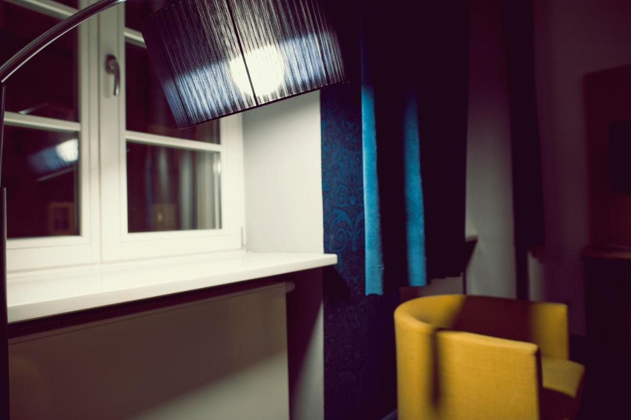 Tcz Wozna Aparthotel Poznan Bagian luar foto