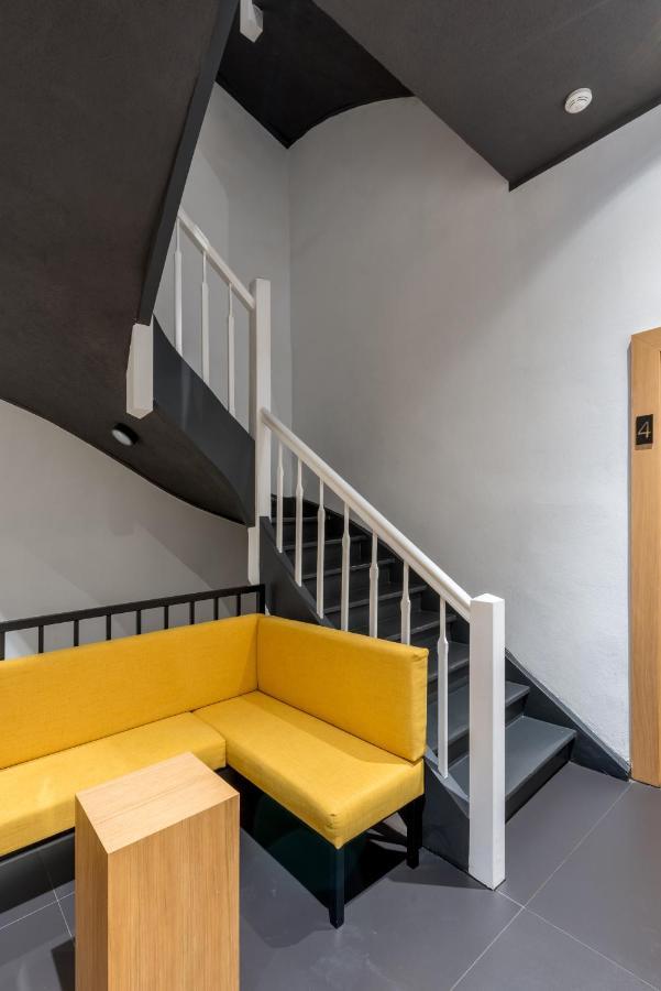 Tcz Wozna Aparthotel Poznan Bagian luar foto