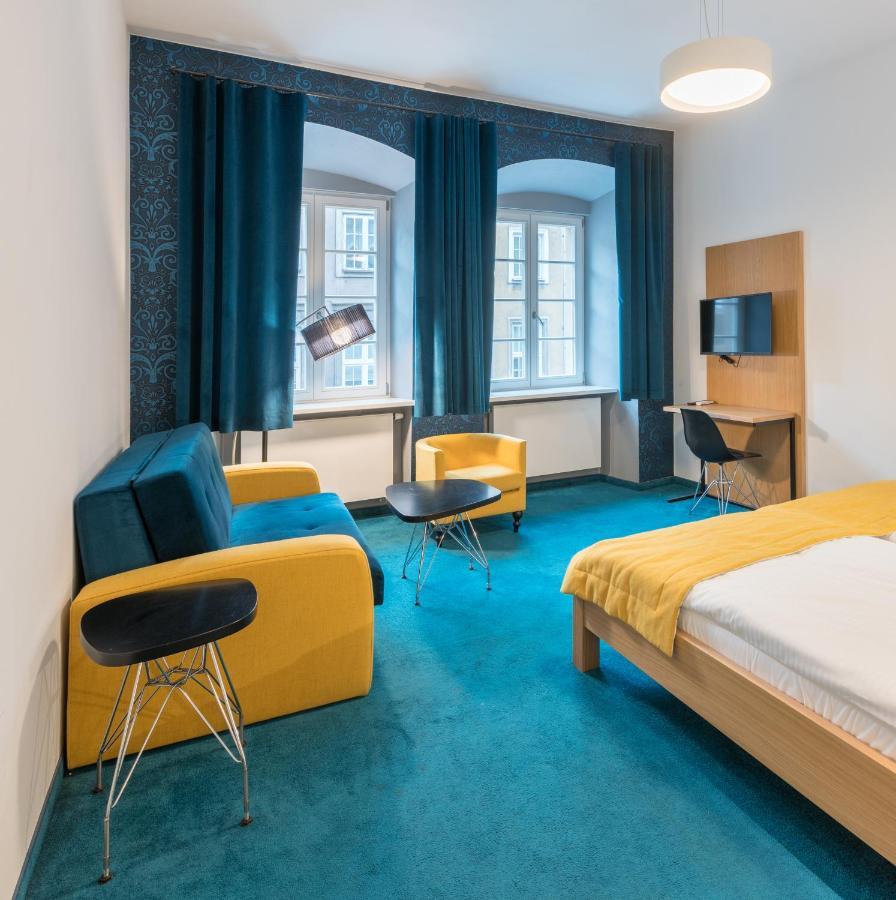 Tcz Wozna Aparthotel Poznan Bagian luar foto