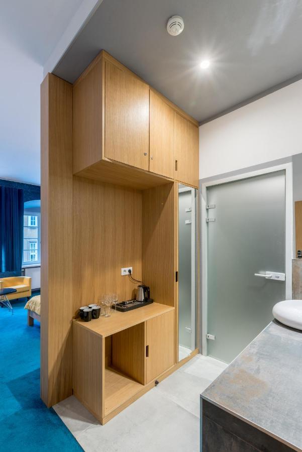 Tcz Wozna Aparthotel Poznan Bagian luar foto