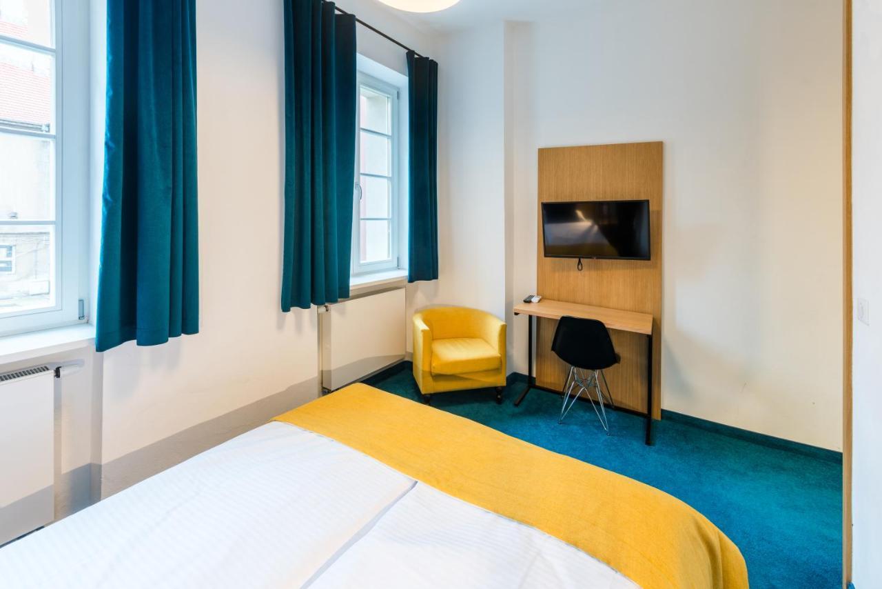 Tcz Wozna Aparthotel Poznan Bagian luar foto
