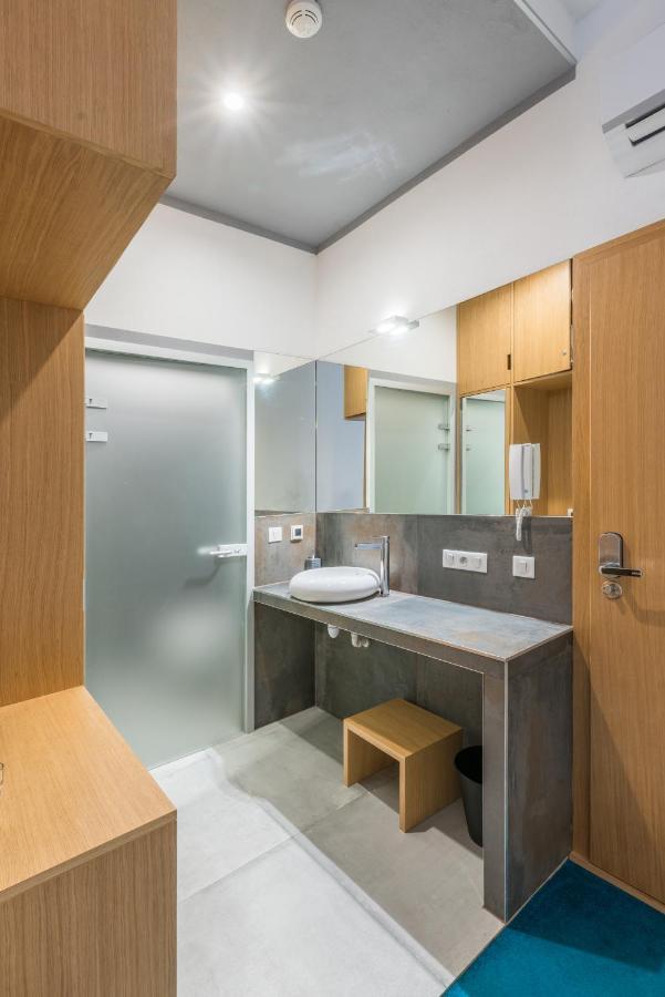 Tcz Wozna Aparthotel Poznan Bagian luar foto